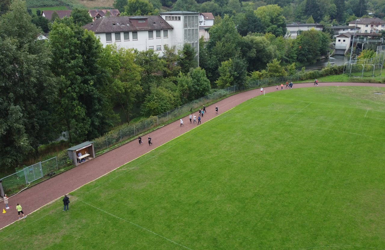 Bild vom 13. Benefizlauf im Jahr 2022. Dies ist das 48. Bild.